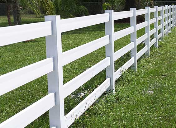 Vinyl-Farm-Fence